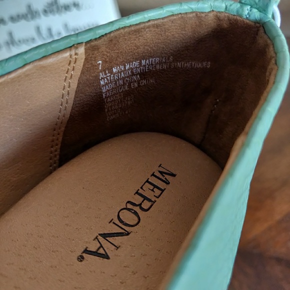 NWOTMerona flat shoes size 7 - Picture 3 of 3